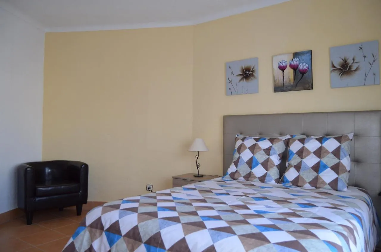 Apartment T1 Montechoro Albufeira C/ Piscina E Wi-Fi Hotel